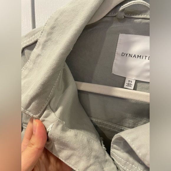 green pastel cropped denim jacket - Picture 5 of 7